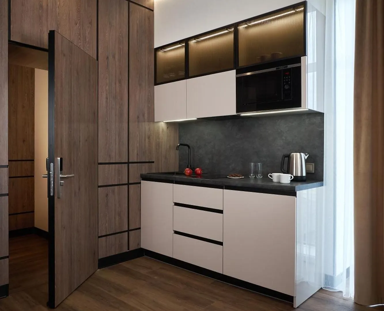 Bonapart Maidan By Uhm كييف 0*,
